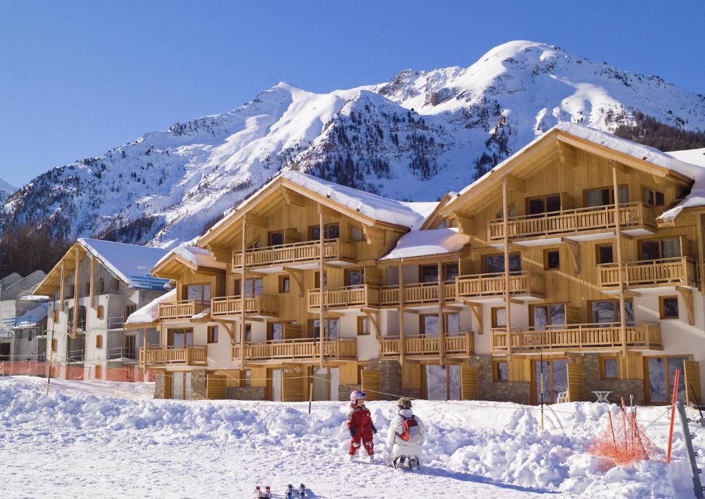 ليه أورس Madame Vacances Residence Le Parc Des Airelles المظهر الخارجي الصورة